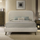 Heswall E.King/Queen Bed