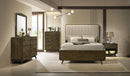 Eastlin E.King/Queen Bed