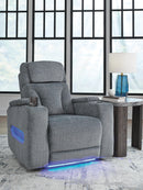 Studio Cave Power Recliner