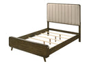 Eastlin E.King/Queen Bed