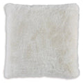Gariland Pillow (Set of 4) image