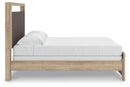 Kinlanni Upholstered Bed